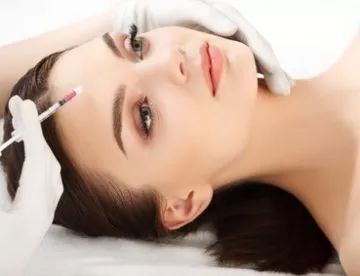 Coctel de vitamínas con ácido hialurónico: Tratamientos de Medicina Estética Profesional Coctel de vitamínas con ácido hialurónico: Tratamientos de Medicina Estética Profesional