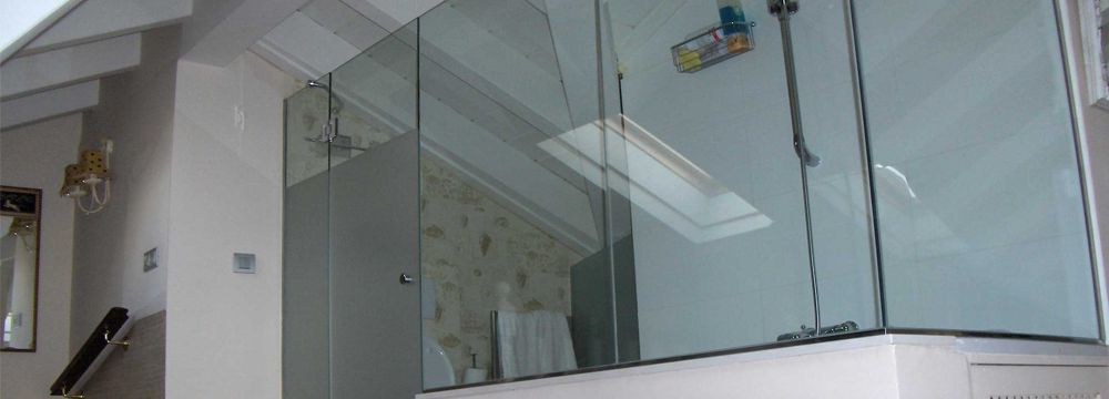 Mamparas de baño: Servicios de Toldos Nany Mamparas de baño: Servicios de Toldos Nany