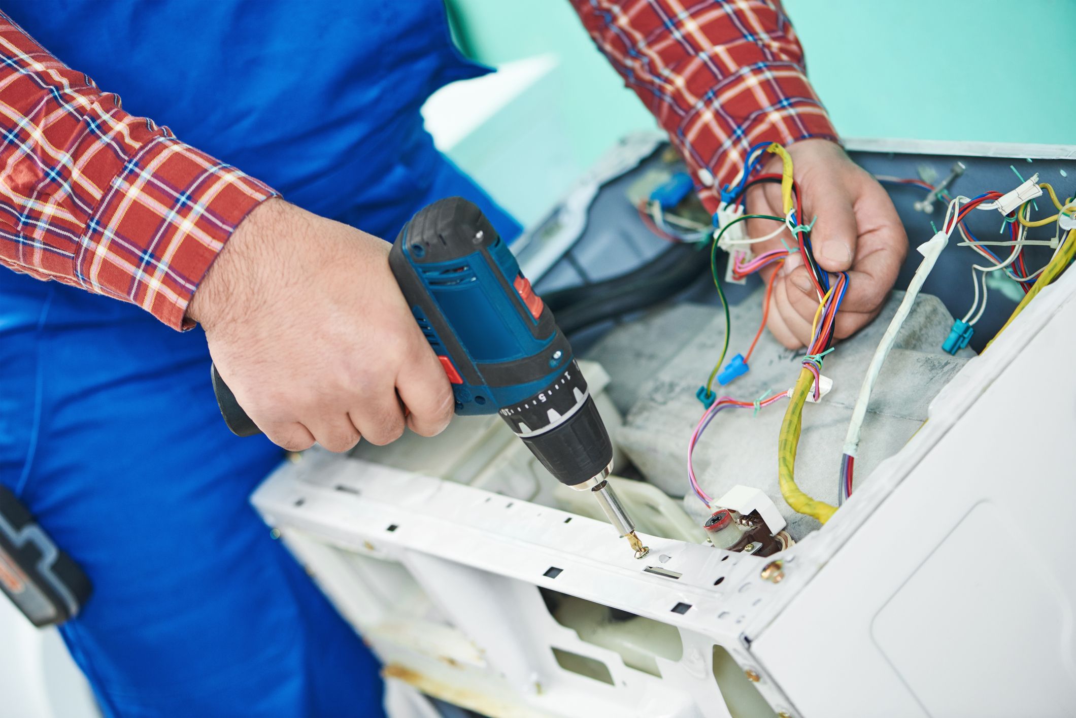 Servicio de guardia 24 horas: Servicios de Reparación de Reparaciones Marín y Mesa Servicio de guardia 24 horas: Servicios de Reparación de Reparaciones Marín y Mesa