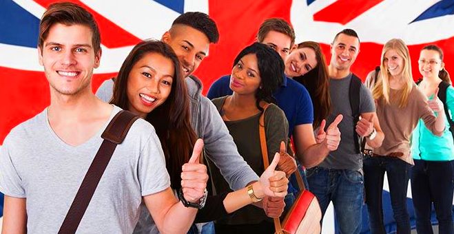 CURSO DE INGLÉS PARA ADULTOS: Catálogo de Academia ICC CURSO DE INGLÉS PARA ADULTOS: Catálogo de Academia ICC