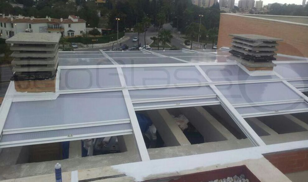 Company specialized in roof panels.