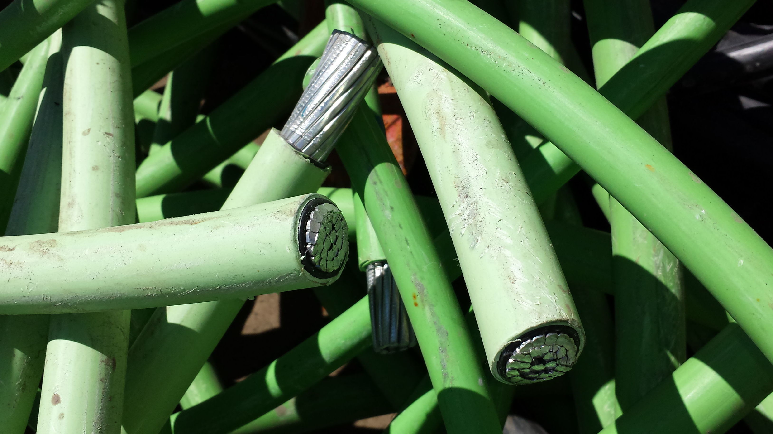 Aluminio PVC Aluminio PVC