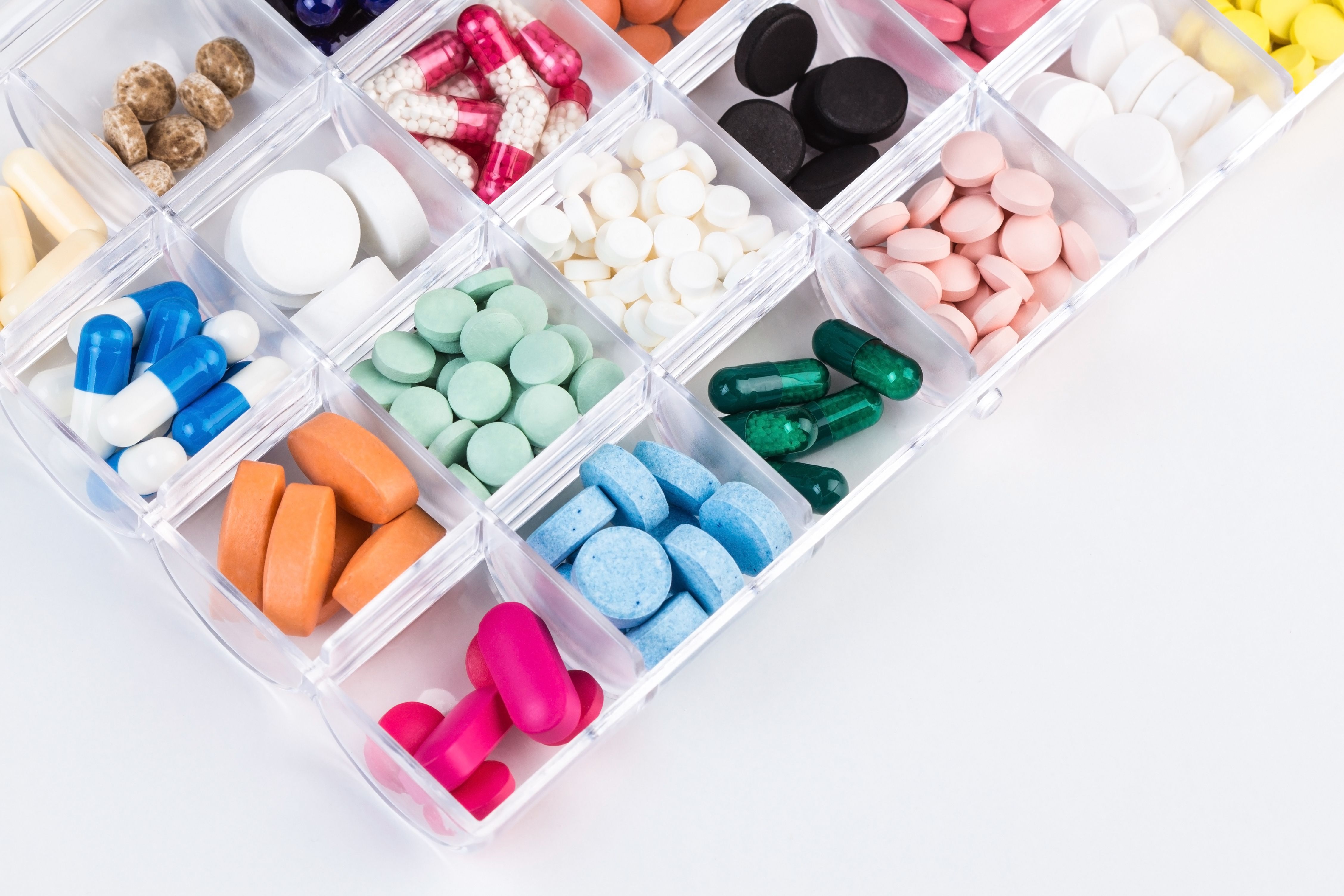 Formulación magistral: Servicios de Farmacia Latasa Barros Formulación magistral: Servicios de Farmacia Latasa Barros