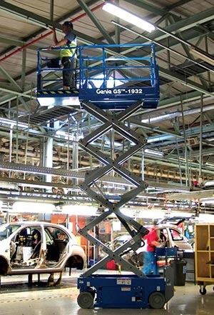 Plataformas de tijera: Productos y servicios de Plataformas Aéreas Altex S.L. Plataformas de tijera: Productos y servicios de Plataformas Aéreas Altex S.L.