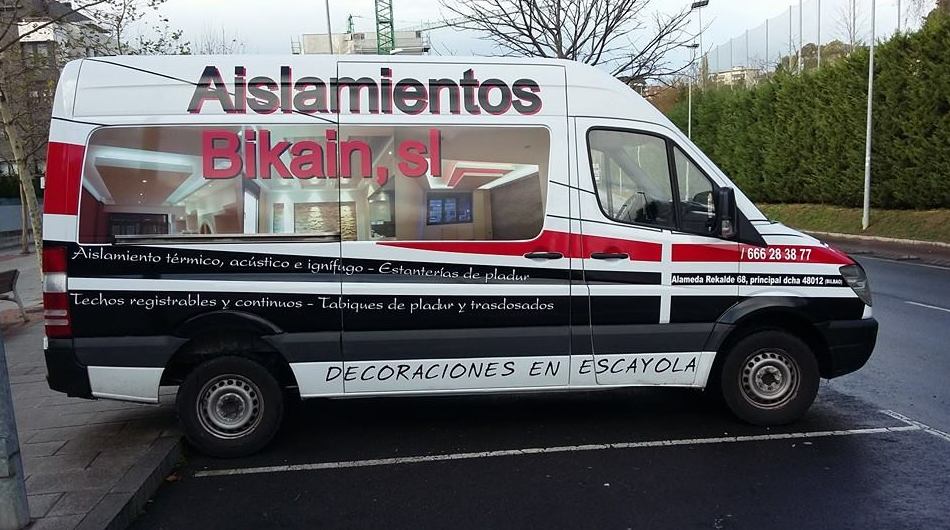 Wrapping con vinilos de fundicion tanto de corte como impresión Wrapping con vinilos de fundicion tanto de corte como impresión