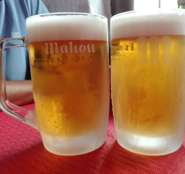 Toma una cerveza fresca con nosotros