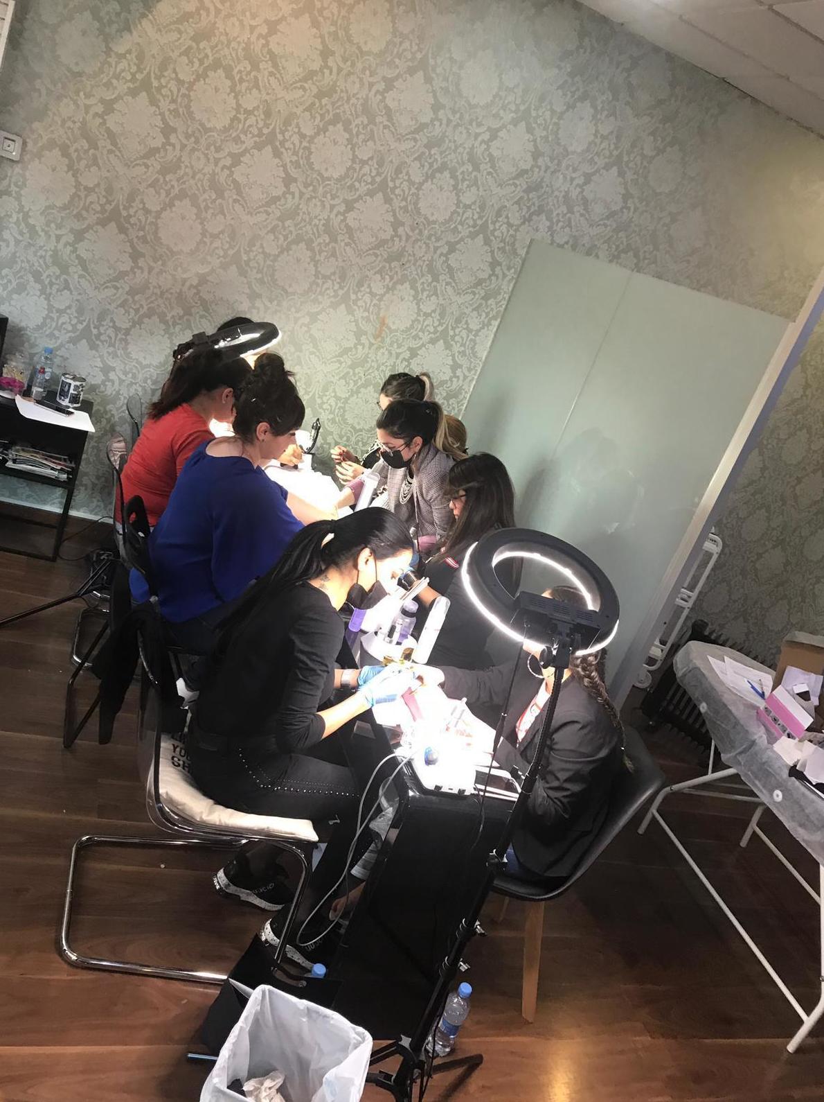 Curso de uñas Curso de uñas
