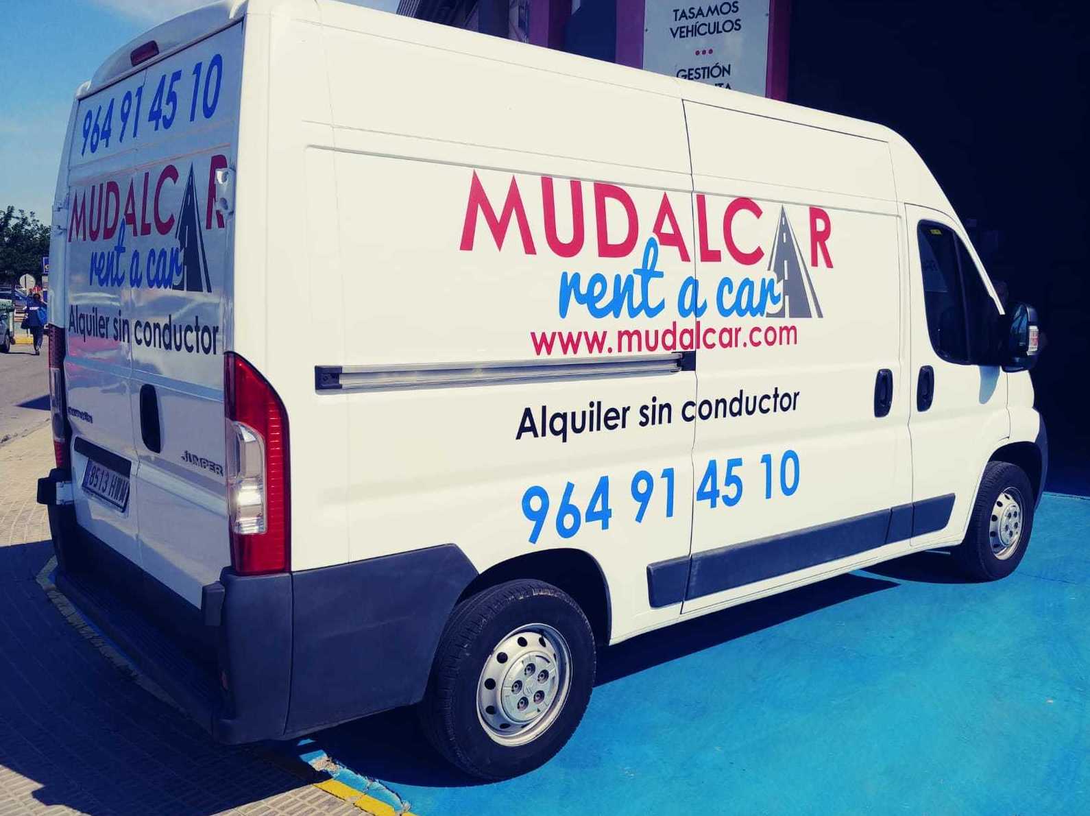 Alquileres coches y furgonetas: Servicios de MUDALCAR rent a car Alquileres coches y furgonetas: Servicios de MUDALCAR rent a car