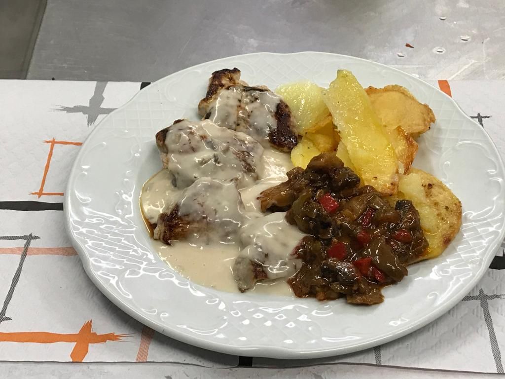 Foto 6 de Cocina tradicional en  | Cafetería Restaurante Zagora