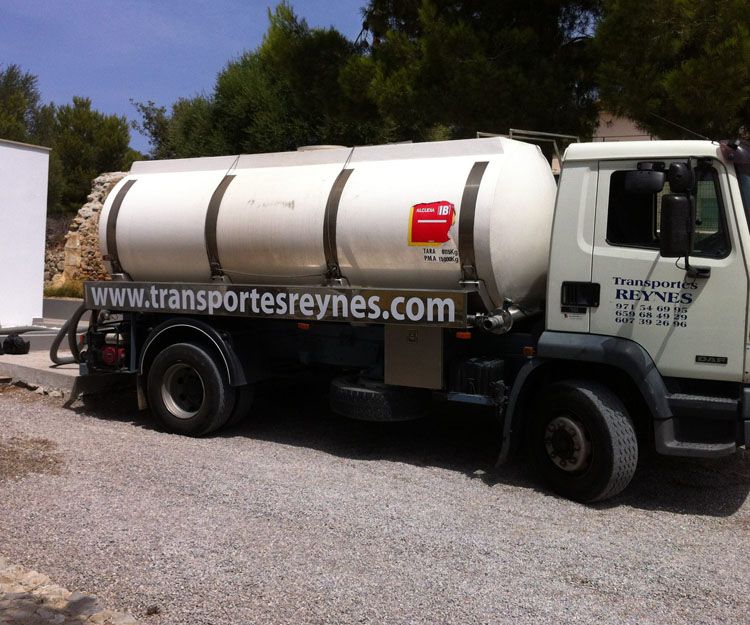 Camiones cisterna pra transporte de agua