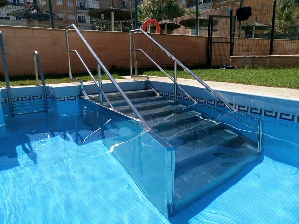 Escalera para piscinas Escalera para piscinas