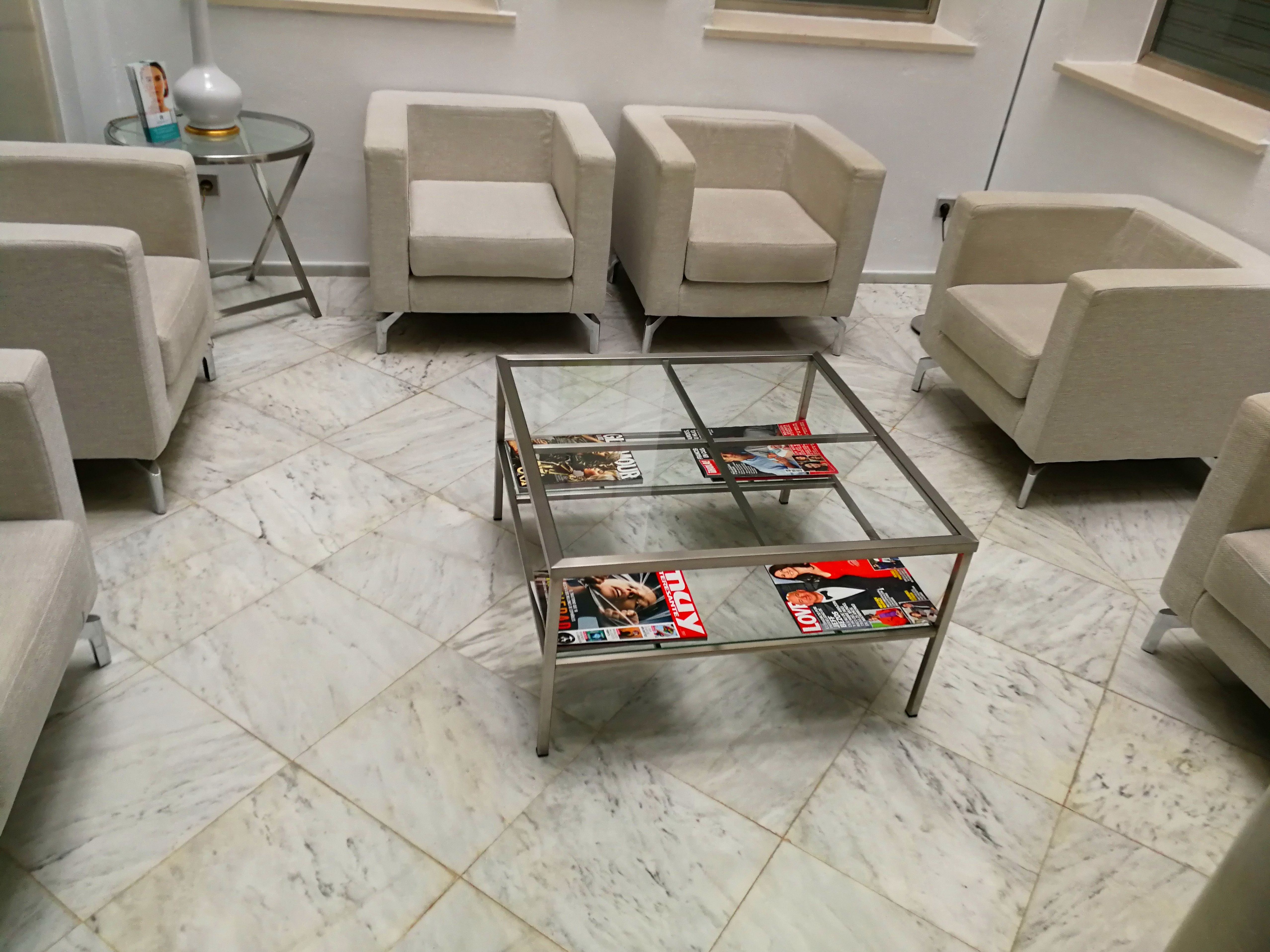 Mesa de acero inoxidable y vidrio a medida para hogar o negocio Mesa de acero inoxidable y vidrio a medida para hogar o negocio