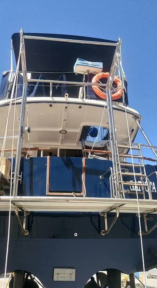 PÓRTICO DE ACERO INOXIDABLE AISI 316, DISEÑADO Y MONTADO EN YATE PARA SOPORTE DE BARCO AUXILIAR. PÓRTICO DE ACERO INOXIDABLE AISI 316, DISEÑADO Y MONTADO EN YATE PARA SOPORTE DE BARCO AUXILIAR.