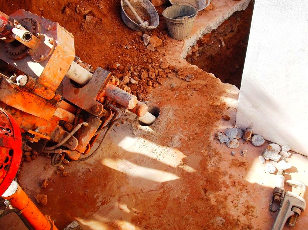Descubre cómo tomar muestras bajo cimentación: Servicios de Técnicas del Suelo Descubre cómo tomar muestras bajo cimentación: Servicios de Técnicas del Suelo