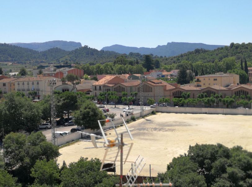 Ref. U-485 - Venta Casa en Falset: Inmuebles y fincas de Immobles Priorat Ref. U-485 - Venta Casa en Falset: Inmuebles y fincas de Immobles Priorat