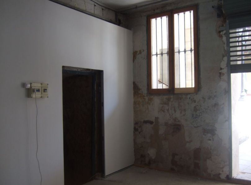 Ref. LU-441 - Alquiler Local comercial en Falset: Inmuebles y fincas de Immobles Priorat Ref. LU-441 - Alquiler Local comercial en Falset: Inmuebles y fincas de Immobles Priorat