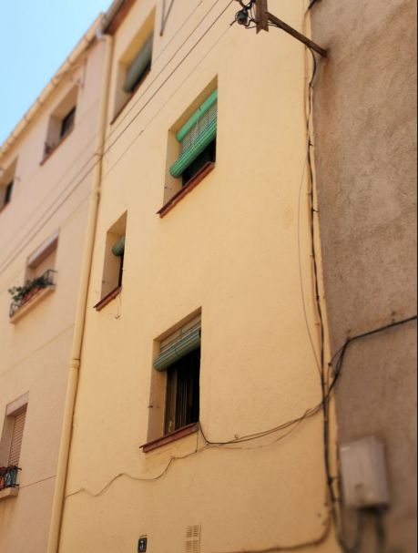 Ref. U-485 - Venta Casa en Falset: Inmuebles y fincas de Immobles Priorat Ref. U-485 - Venta Casa en Falset: Inmuebles y fincas de Immobles Priorat