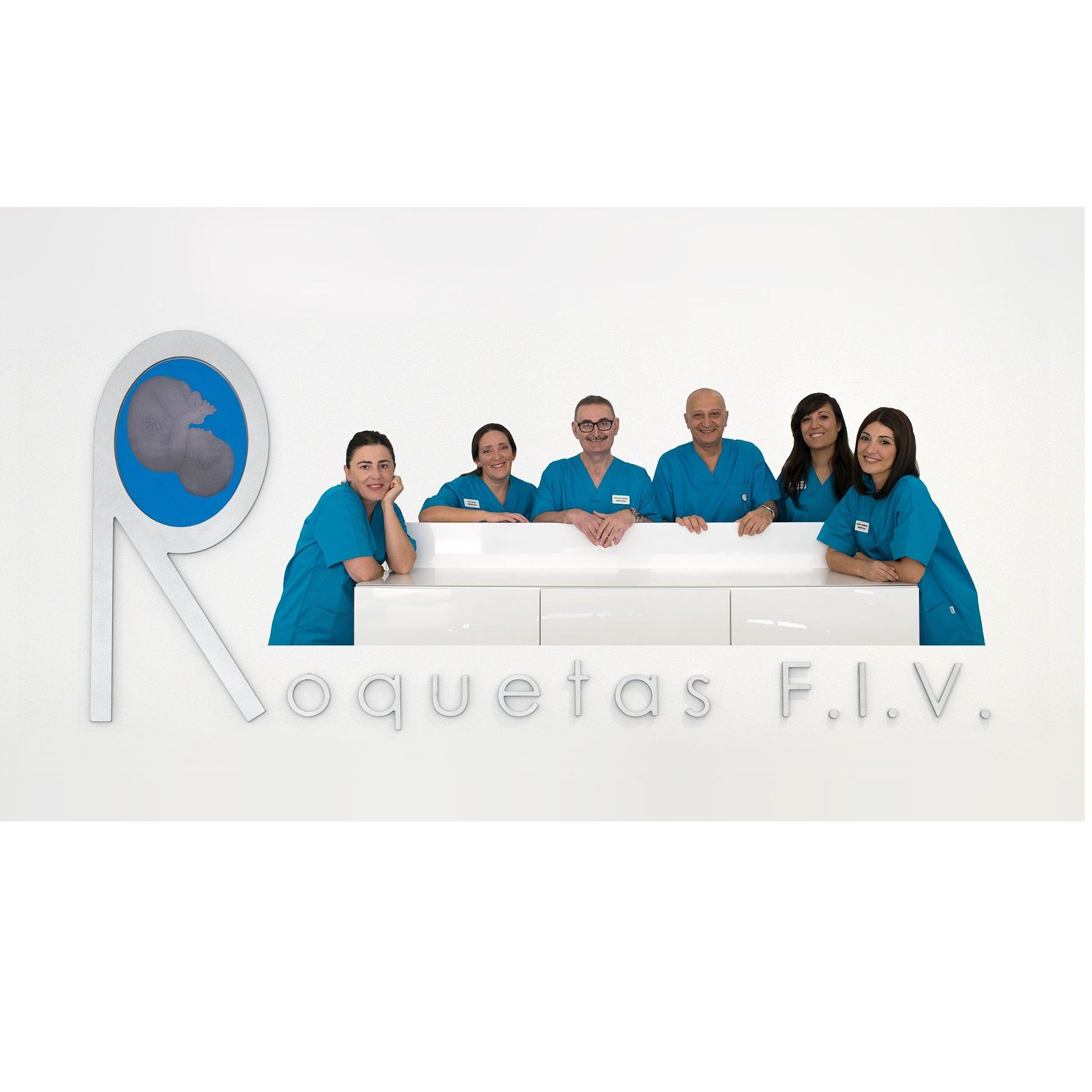 Equipo: Servicios de Clínica Roquetas F.I.V. Equipo: Servicios de Clínica Roquetas F.I.V.
