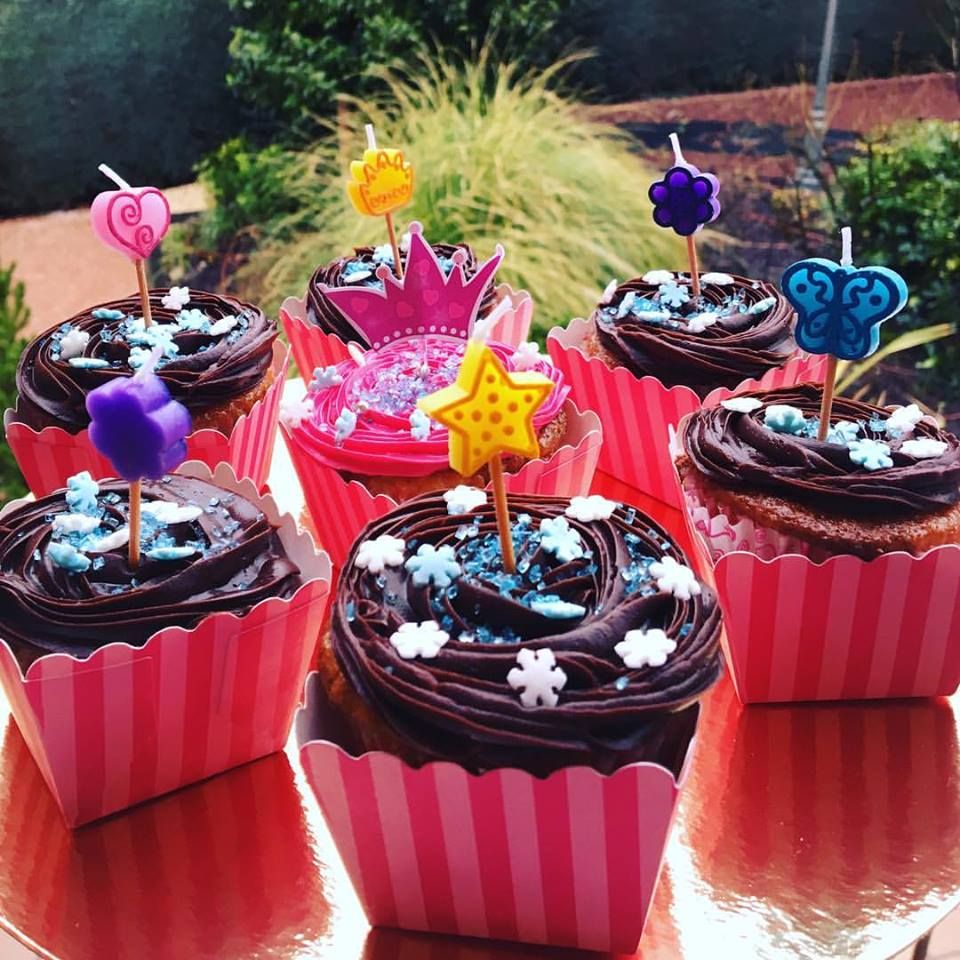 Servicio de catering: Catálogo de ANELCAKES Servicio de catering: Catálogo de ANELCAKES