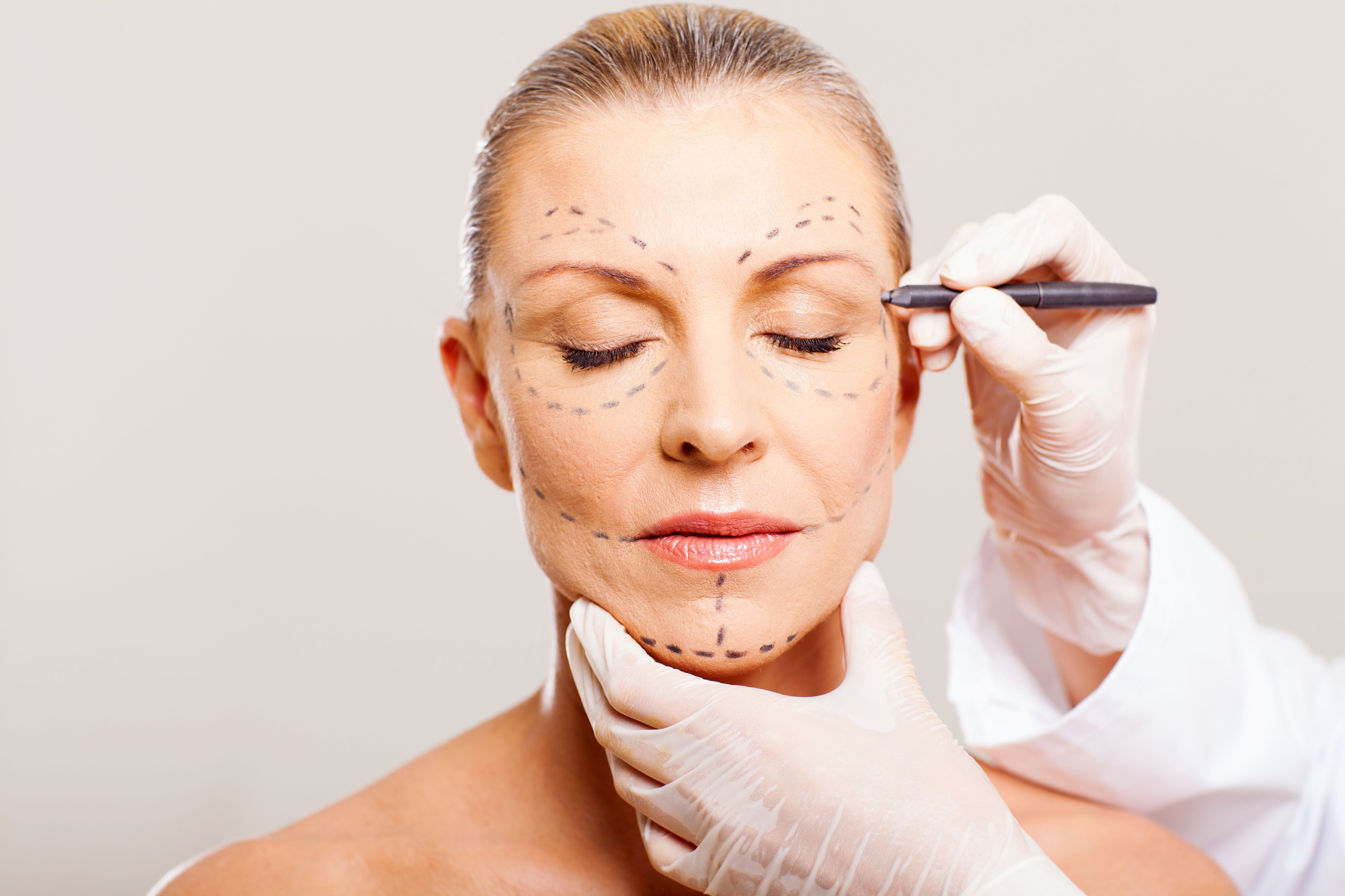Cirugía estética facial: Servicios de Yara Belleza Centro Médico Estético Cirugía estética facial: Servicios de Yara Belleza Centro Médico Estético