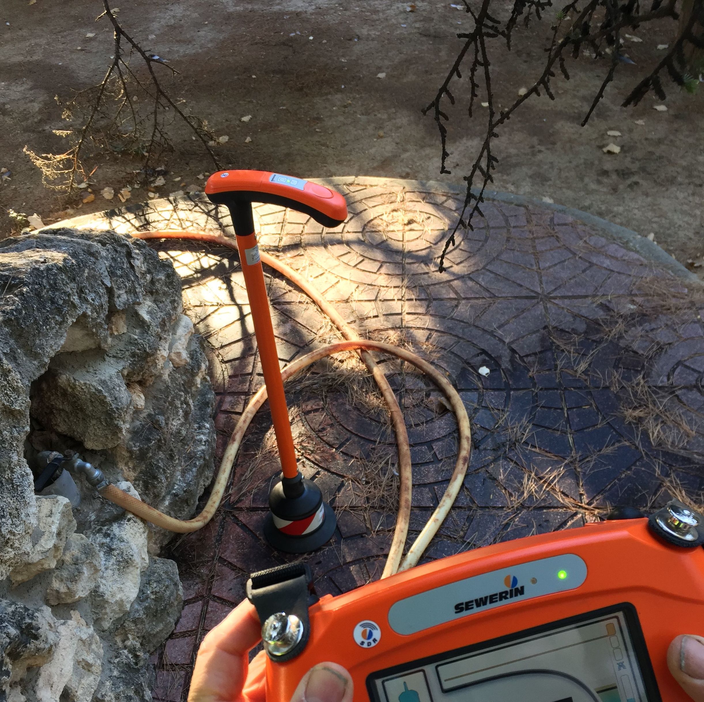 Busca fugas de agua: Fontanería y calefacción de Fontaneros JP Busca fugas de agua: Fontanería y calefacción de Fontaneros JP