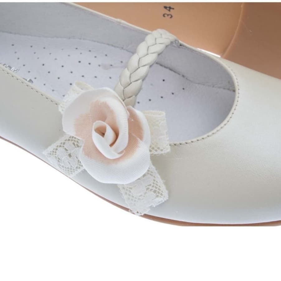 Zapatos Infantiles: Zapatería de Zapatos Yaza Zapatos Infantiles: Zapatería de Zapatos Yaza