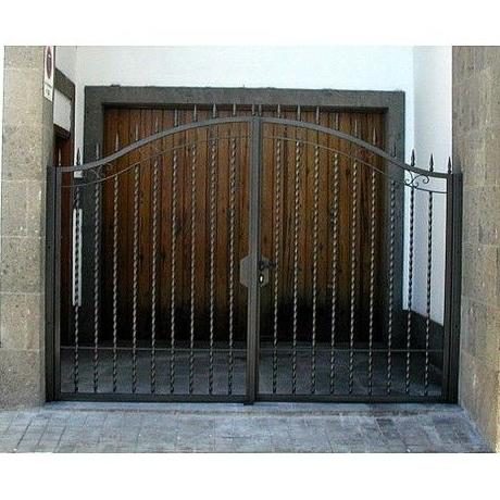 Puertas: Productos y servicios de Industria Herremetálica Puertas: Productos y servicios de Industria Herremetálica