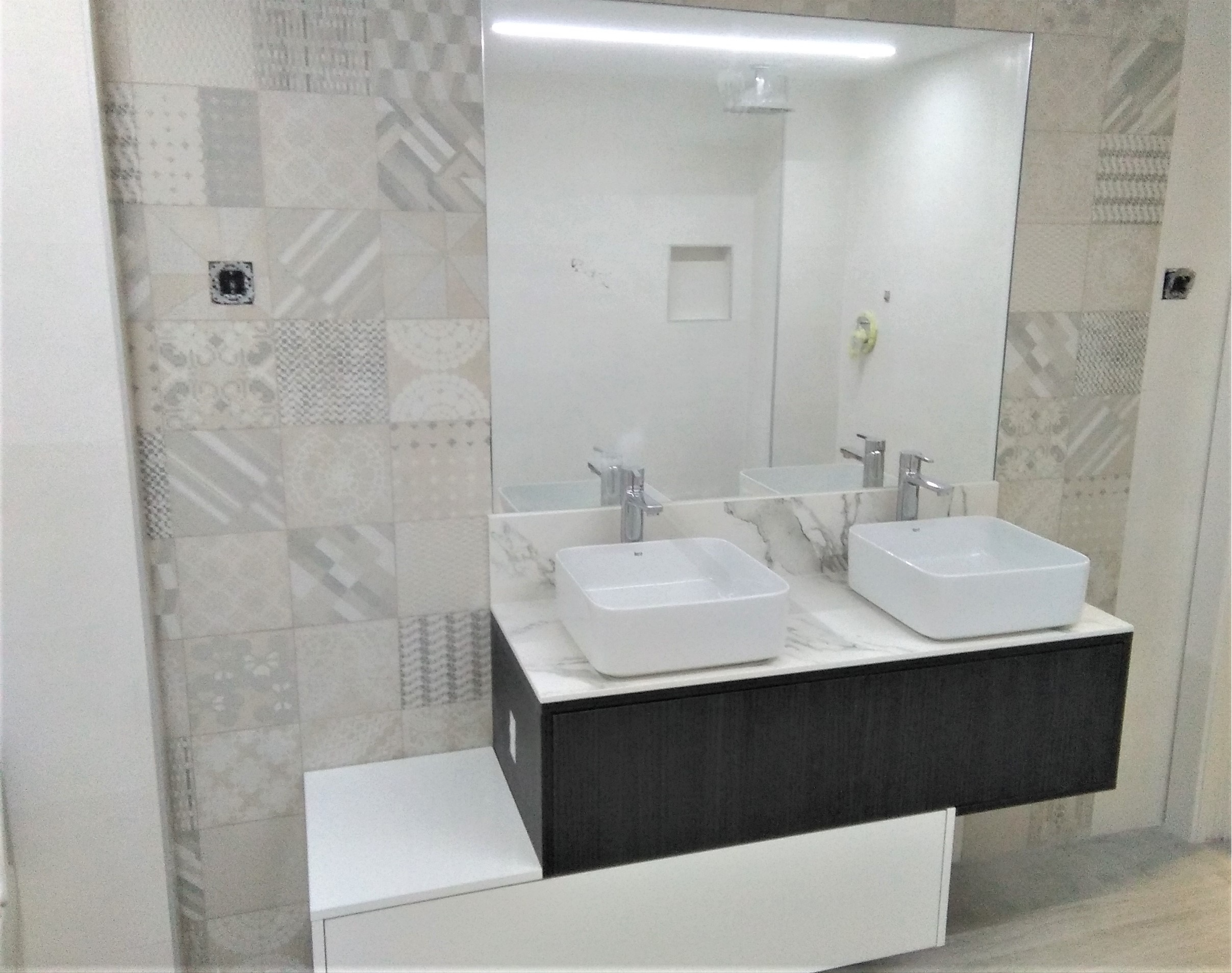 Mueble de baño encimera textura mármol Mueble de baño encimera textura mármol