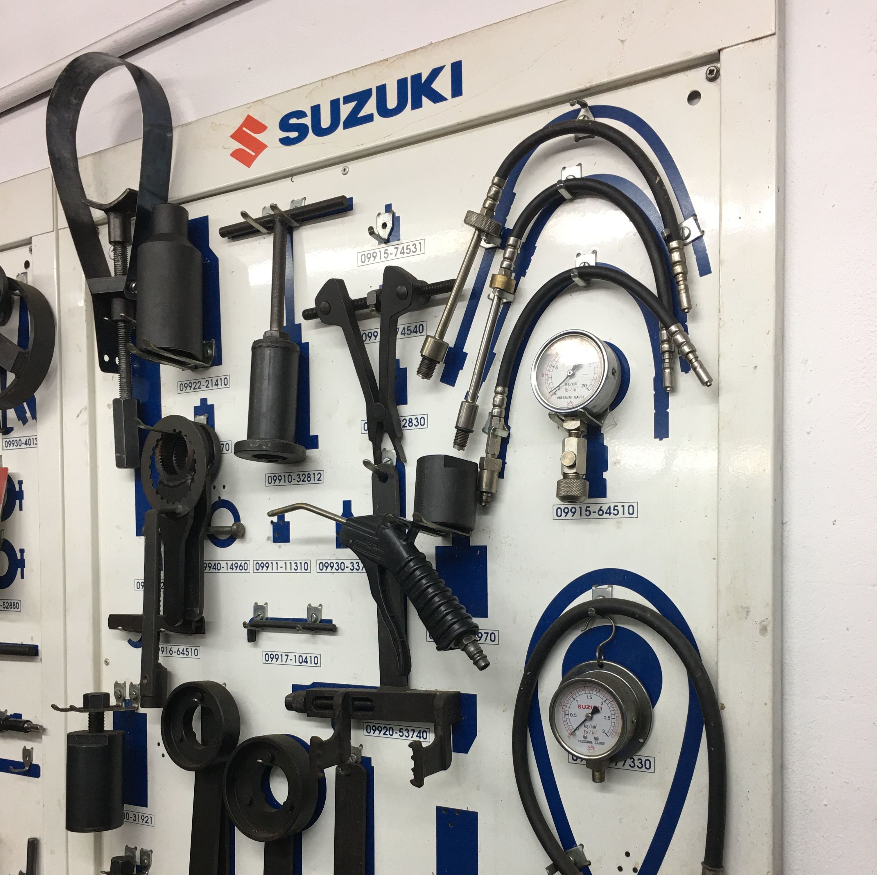 Reparación y mantenimiento de motocicletas: Productos y servicios de Motominut Reparación y mantenimiento de motocicletas: Productos y servicios de Motominut