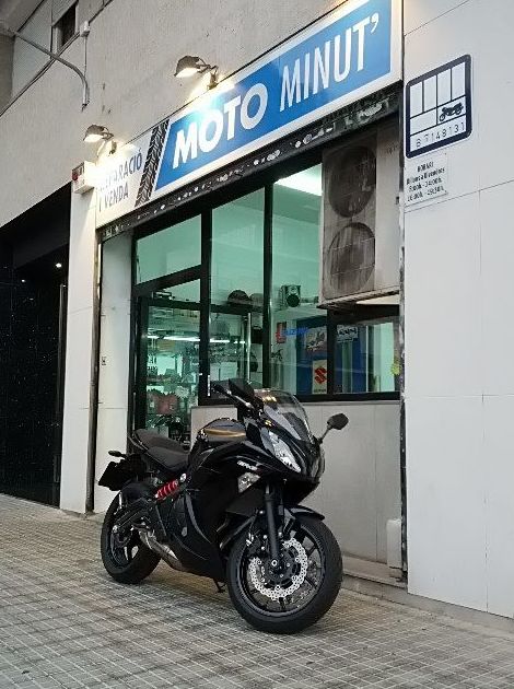 Taller de motos. Revisiones. Reparaciones y accesorios, venta de motos de ocasión en Barcelona