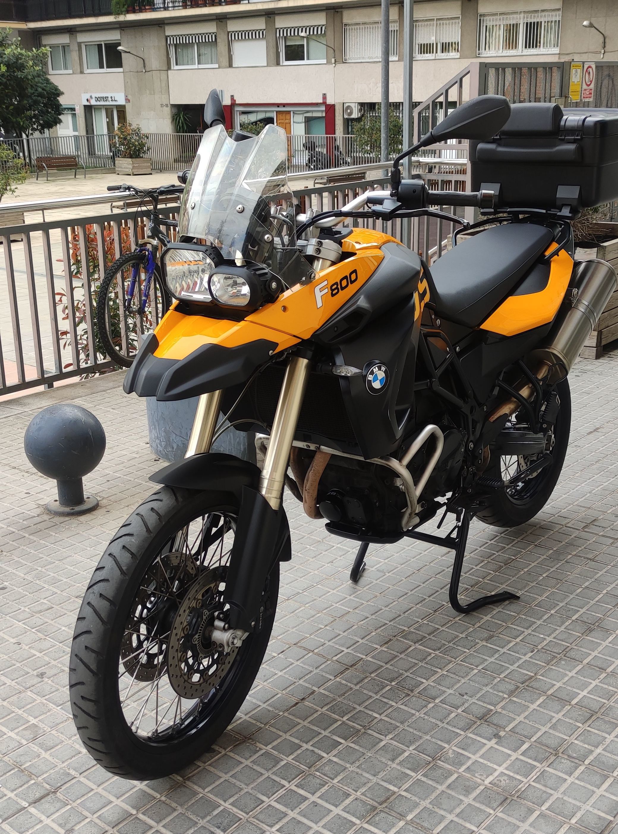 BMW F800GS ADVENTURE: Productos y servicios de Motominut BMW F800GS ADVENTURE: Productos y servicios de Motominut