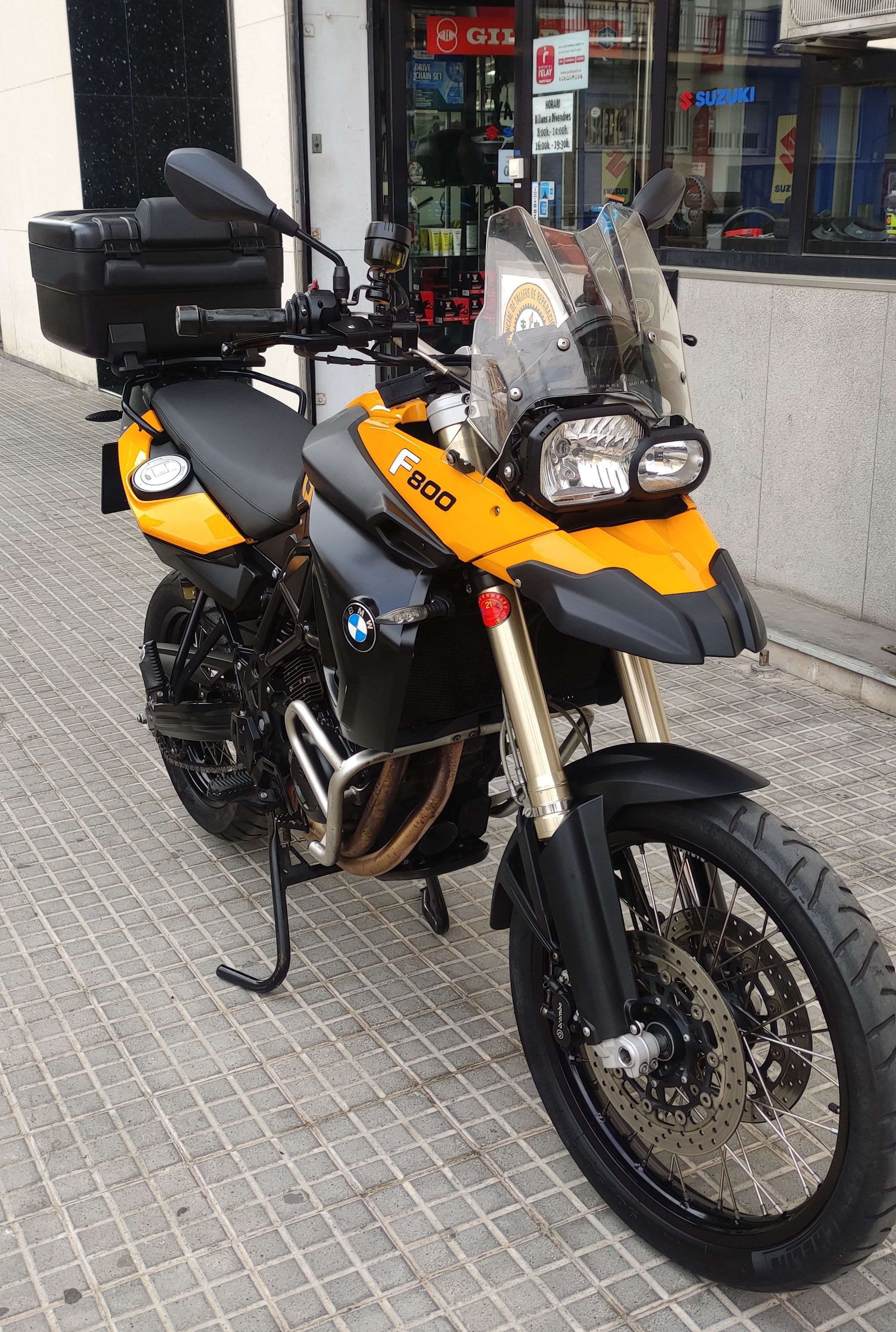 BMW F800GS ADVENTURE: Productos y servicios de Motominut BMW F800GS ADVENTURE: Productos y servicios de Motominut