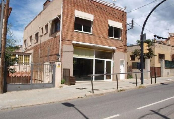 Local comercial en El Masnou: Nuestros inmuebles de CAC Investments Local comercial en El Masnou: Nuestros inmuebles de CAC Investments