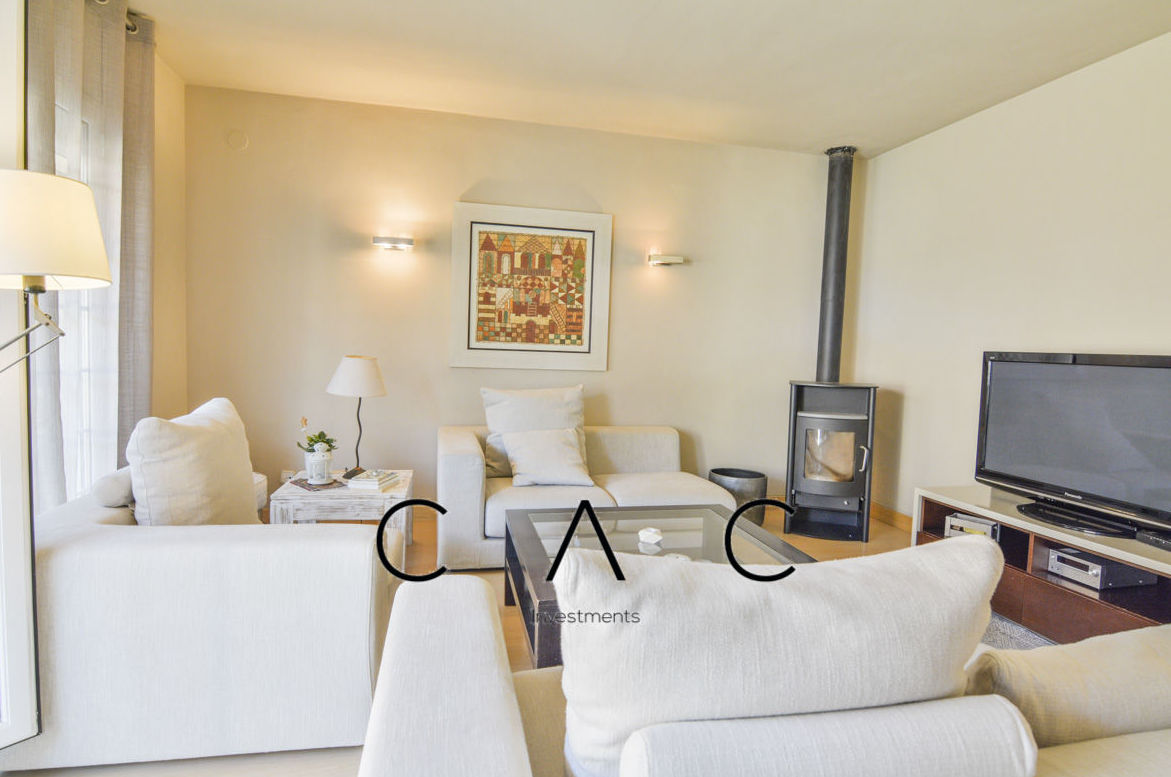 ADOSADA CENTRO MASNOU: Nuestros inmuebles de CAC Investments ADOSADA CENTRO MASNOU: Nuestros inmuebles de CAC Investments