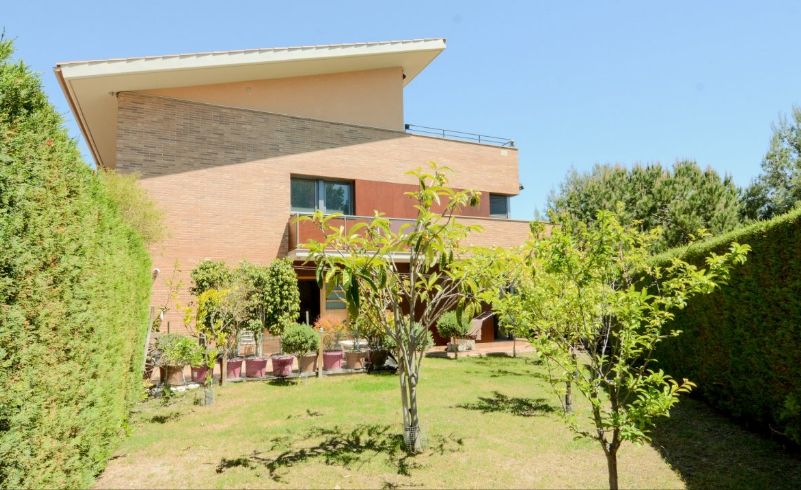 Adosada en Teià: Nuestros inmuebles de CAC Investments Adosada en Teià: Nuestros inmuebles de CAC Investments