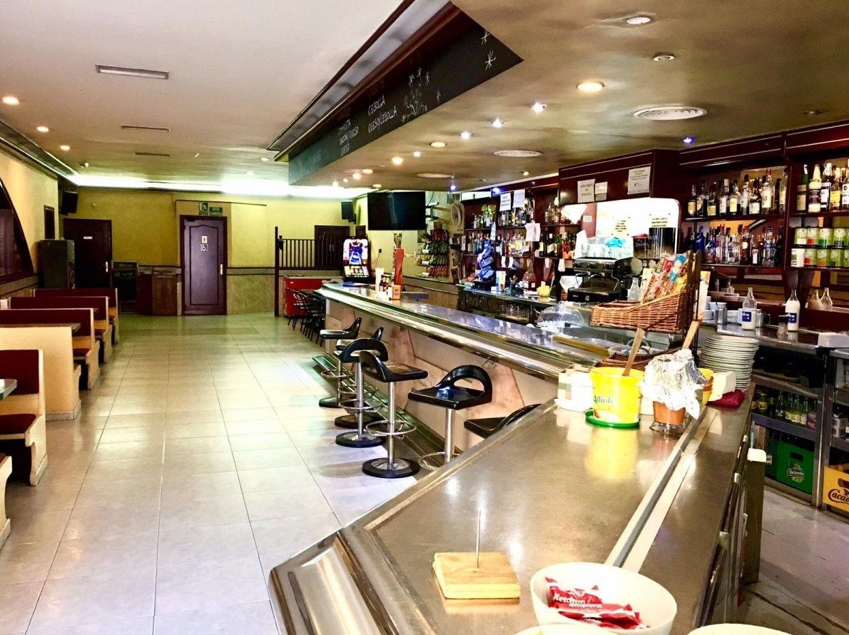 SE TRASPASA EMBLEMATICO BAR RESTAURANTE EN EL MASNOU : Nuestros inmuebles de CAC Investments SE TRASPASA EMBLEMATICO BAR RESTAURANTE EN EL MASNOU : Nuestros inmuebles de CAC Investments