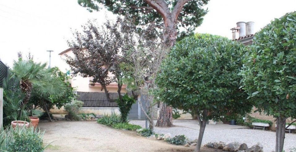 Casa con terreno en Premiá de Mar: Nuestros inmuebles de CAC Investments Casa con terreno en Premiá de Mar: Nuestros inmuebles de CAC Investments