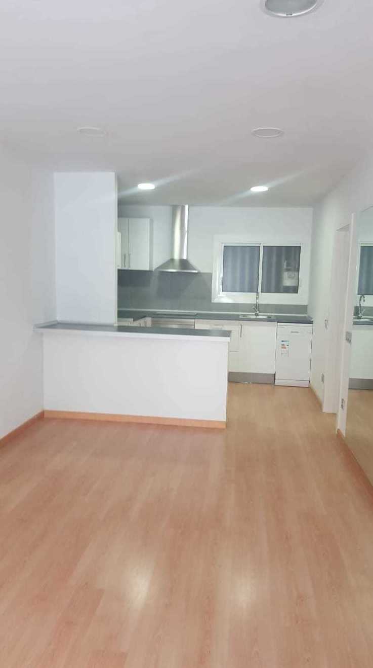 PISO TOTALMENTE REFORMADO: Nuestros inmuebles de CAC Investments PISO TOTALMENTE REFORMADO: Nuestros inmuebles de CAC Investments