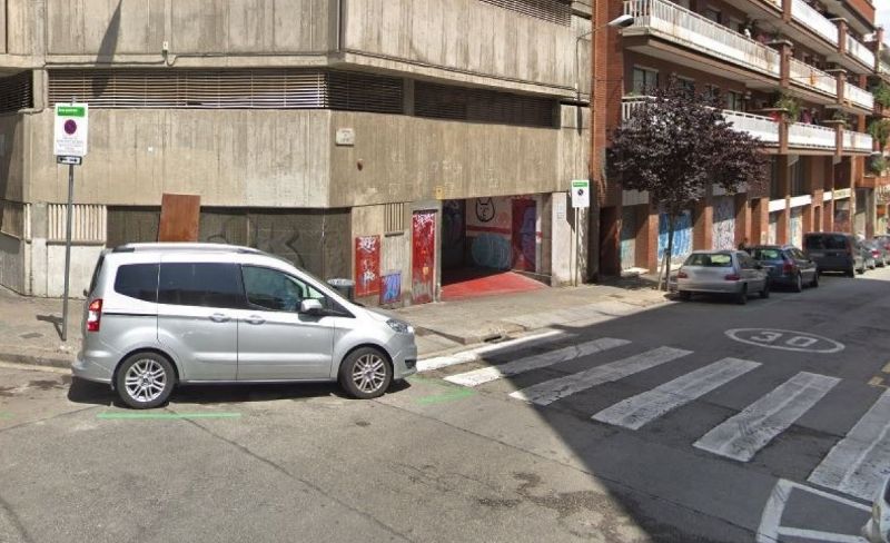 Plazas de parking para coche familiar: Nuestros inmuebles de CAC Investments Plazas de parking para coche familiar: Nuestros inmuebles de CAC Investments