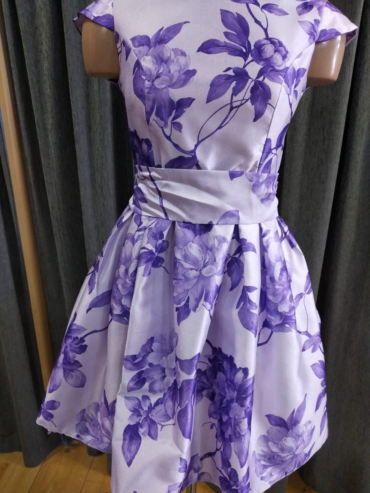 Vestidos: Ropa y complementos de Diseño Moda Vestidos: Ropa y complementos de Diseño Moda