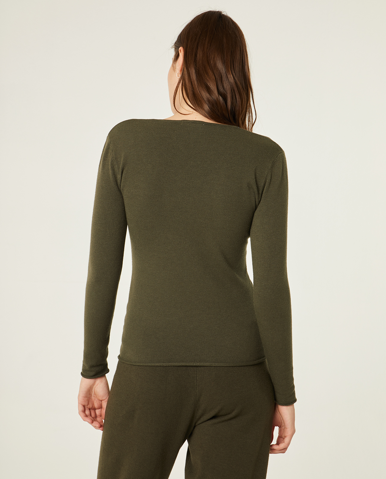 Jersey de punto color verde: Catálogo de Manuela Lencería Jersey de punto color verde: Catálogo de Manuela Lencería