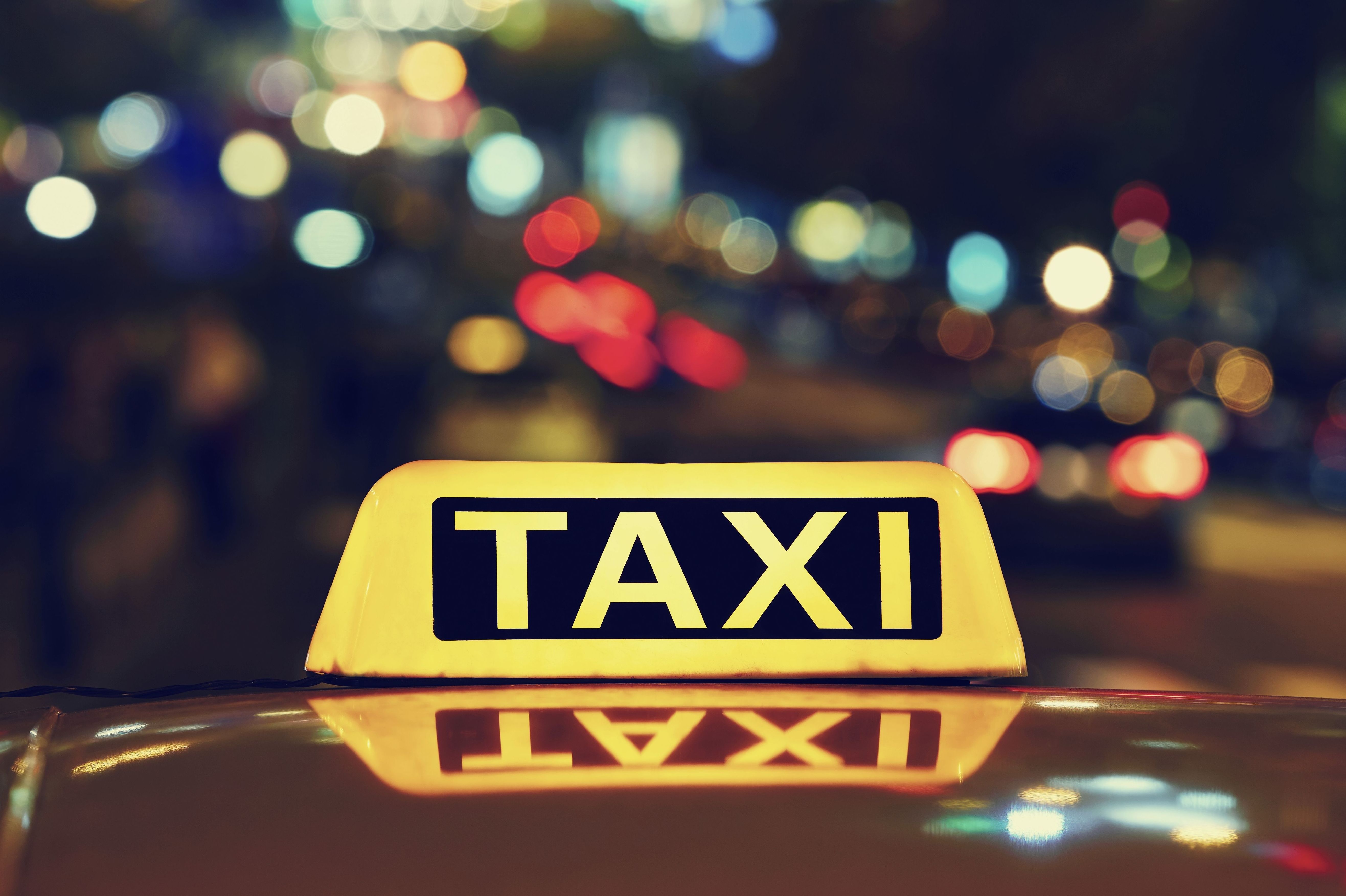 Servicio a hospitales : Servicios de Taxi Lucena // Tel. 617 55 07 13 Servicio a hospitales : Servicios de Taxi Lucena // Tel. 617 55 07 13