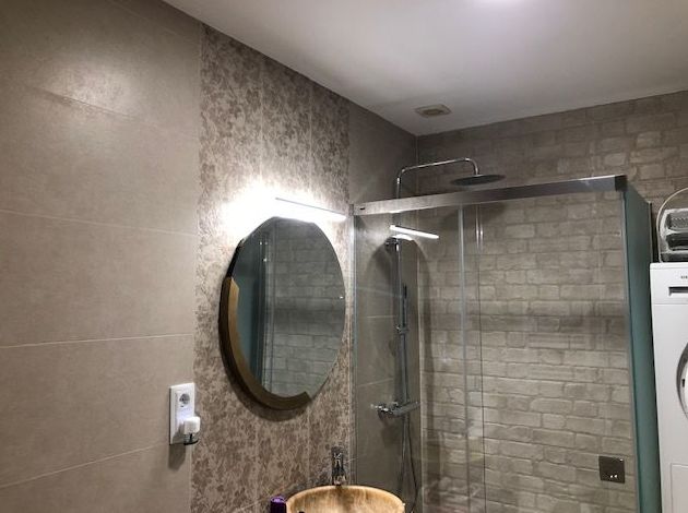 Plato de ducha de obra en gresite: Servicios de Obras y Reformas Zahino Plato de ducha de obra en gresite: Servicios de Obras y Reformas Zahino