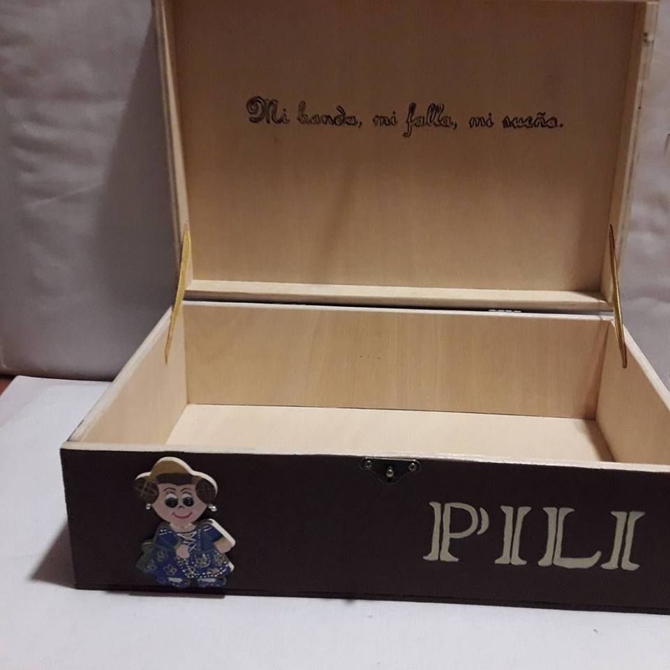 Cajas de madera pintadas a mano Cajas de madera pintadas a mano