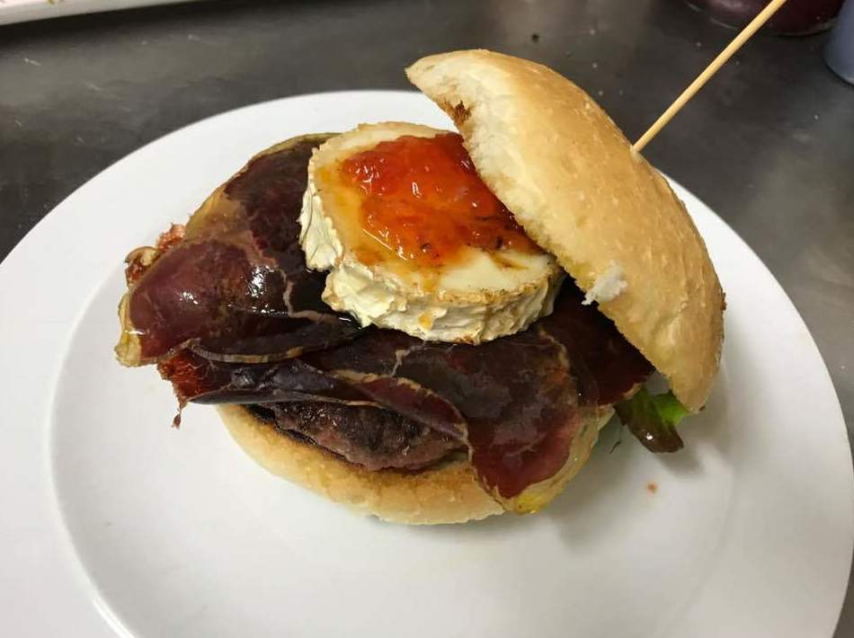 Raciones y tapas: Carta de El Curueño Raciones y tapas: Carta de El Curueño