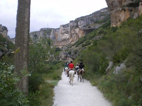 Rutas a caballo por la Foz de Arbayún