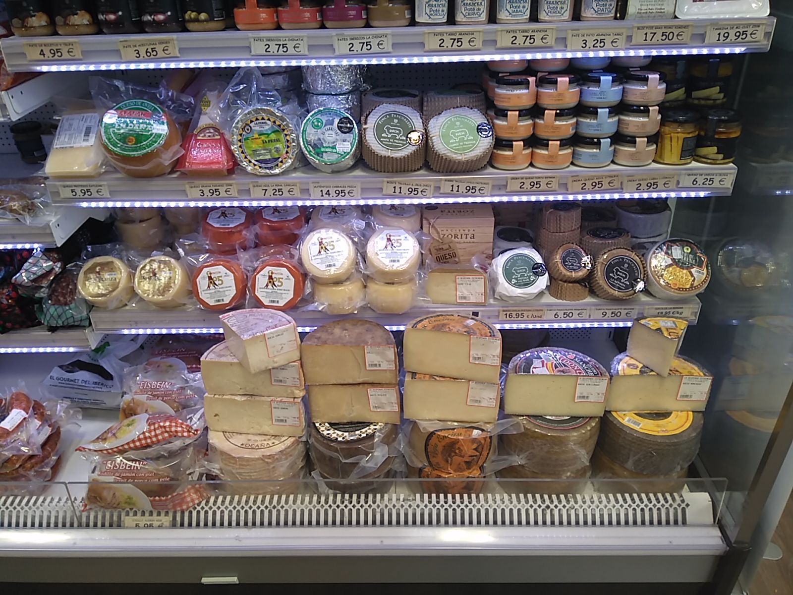 Quesos: Jamones y paletas ibéricas de La Despensa Extremeña Quesos: Jamones y paletas ibéricas de La Despensa Extremeña