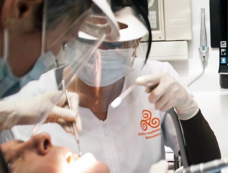 Odontología general: Servicios de Clínica Implanteoral Milladoiro Odontología general: Servicios de Clínica Implanteoral Milladoiro
