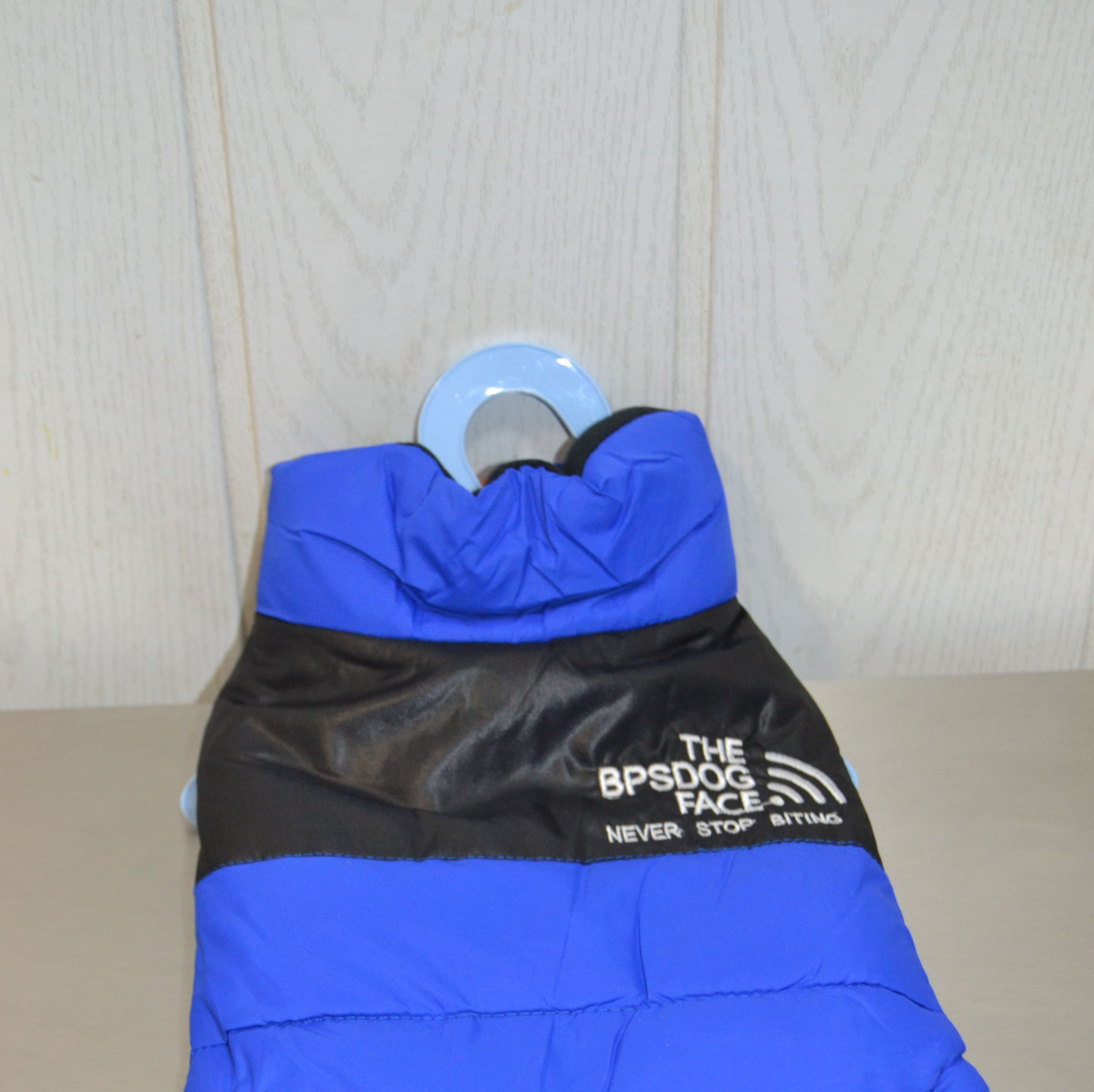 Anorak: de Clínica Veterinaria Centralvet Anorak: de Clínica Veterinaria Centralvet