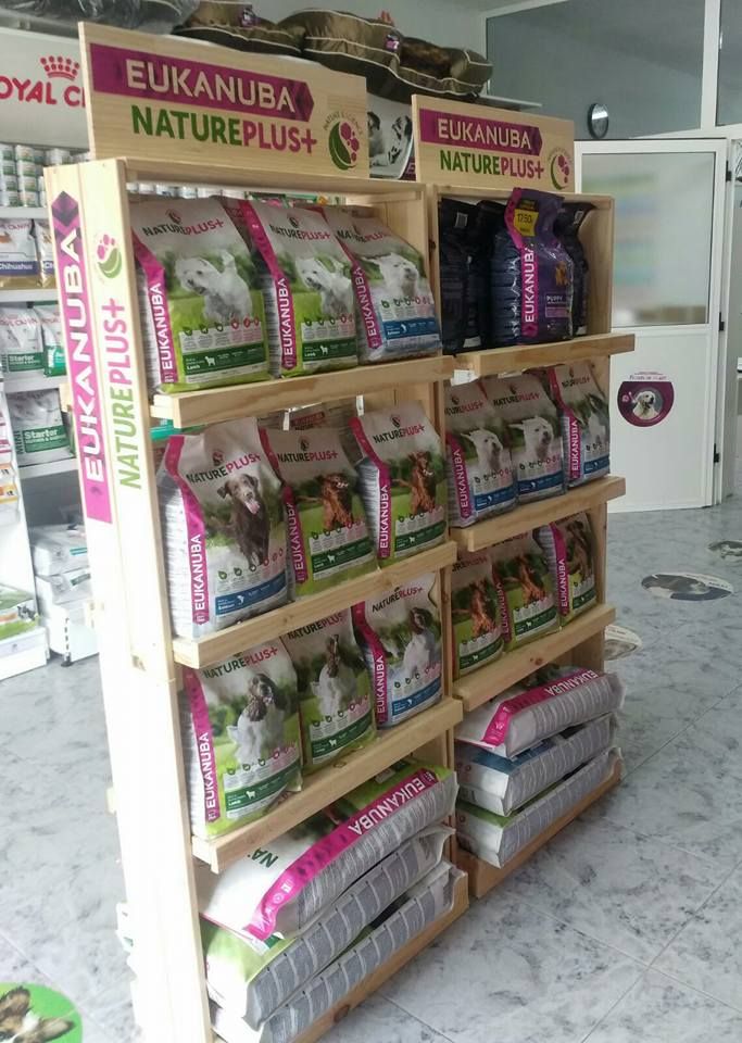 Alimentación: Servicios de Qué Perro!! Arrecife Alimentación: Servicios de Qué Perro!! Arrecife